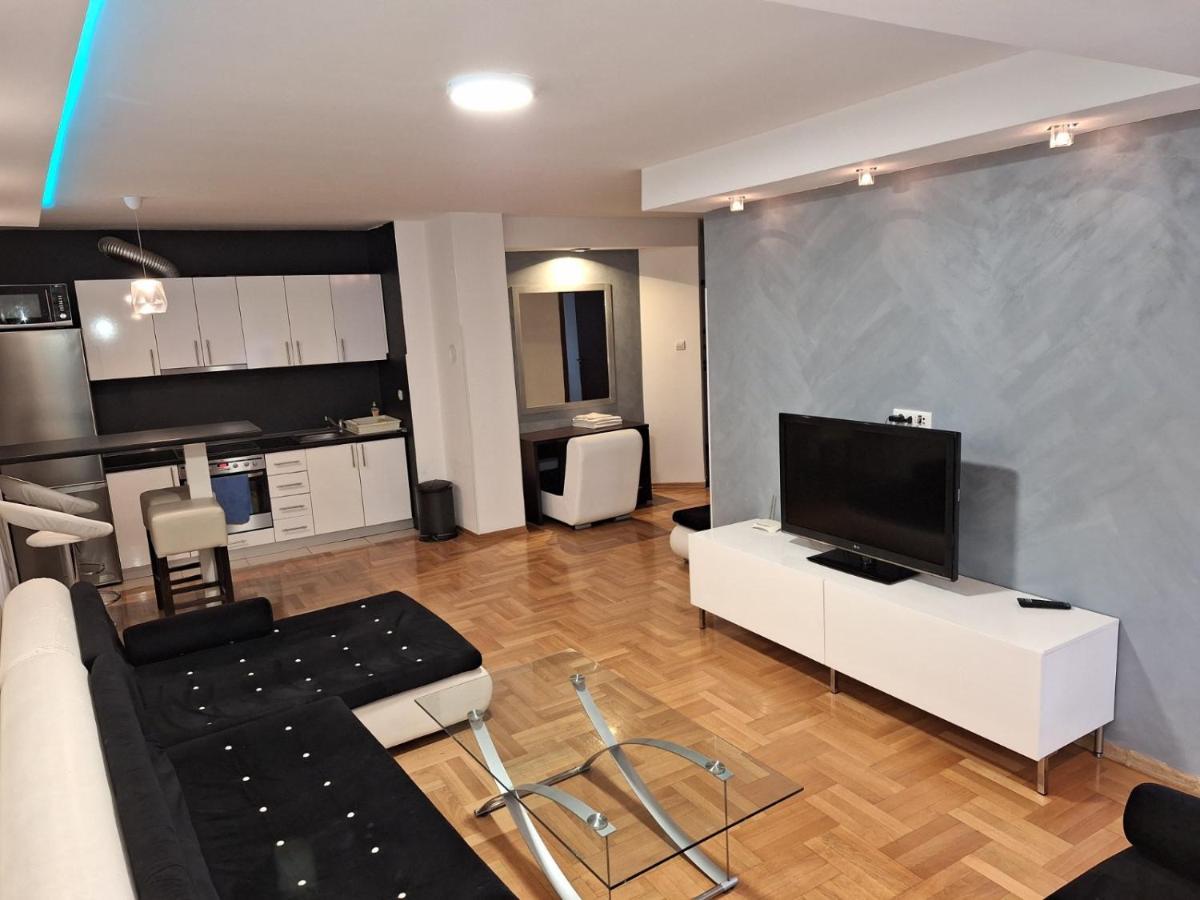 Luks Apartment บันยาลูกา ภายนอก รูปภาพ