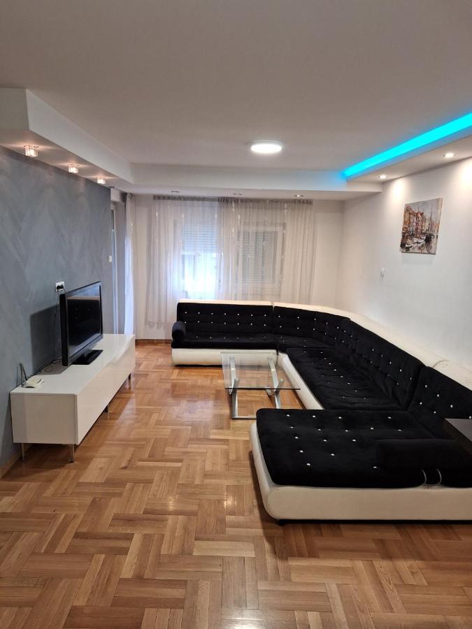 Luks Apartment บันยาลูกา ภายนอก รูปภาพ