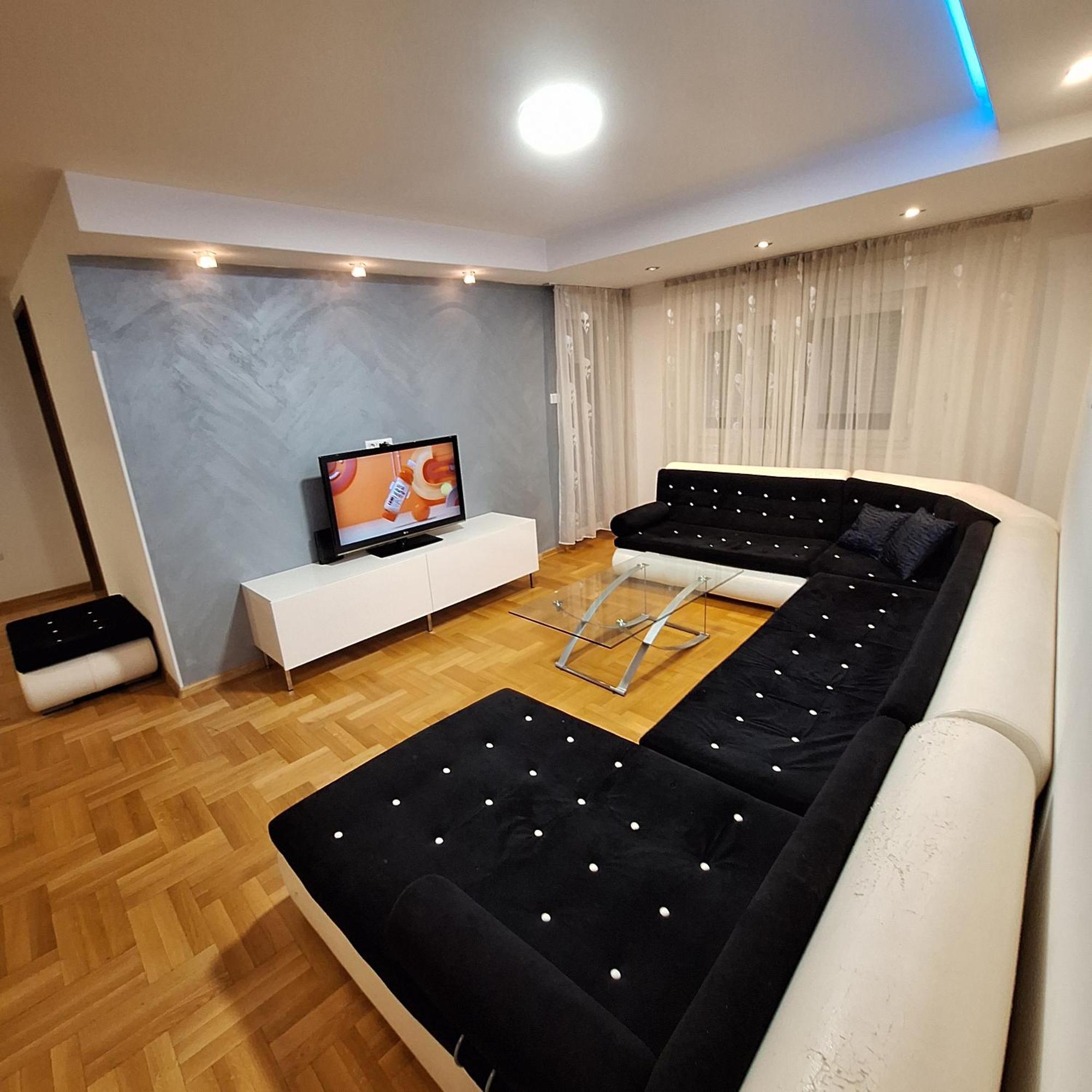 Luks Apartment บันยาลูกา ภายนอก รูปภาพ