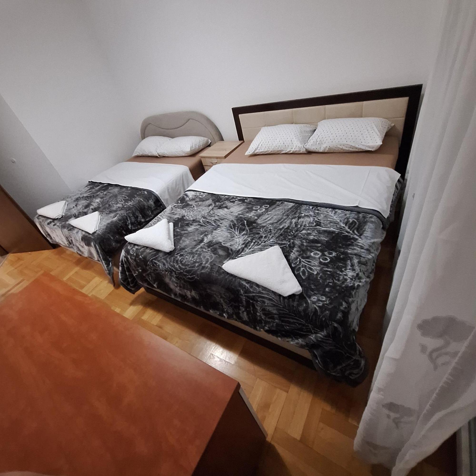 Luks Apartment บันยาลูกา ภายนอก รูปภาพ