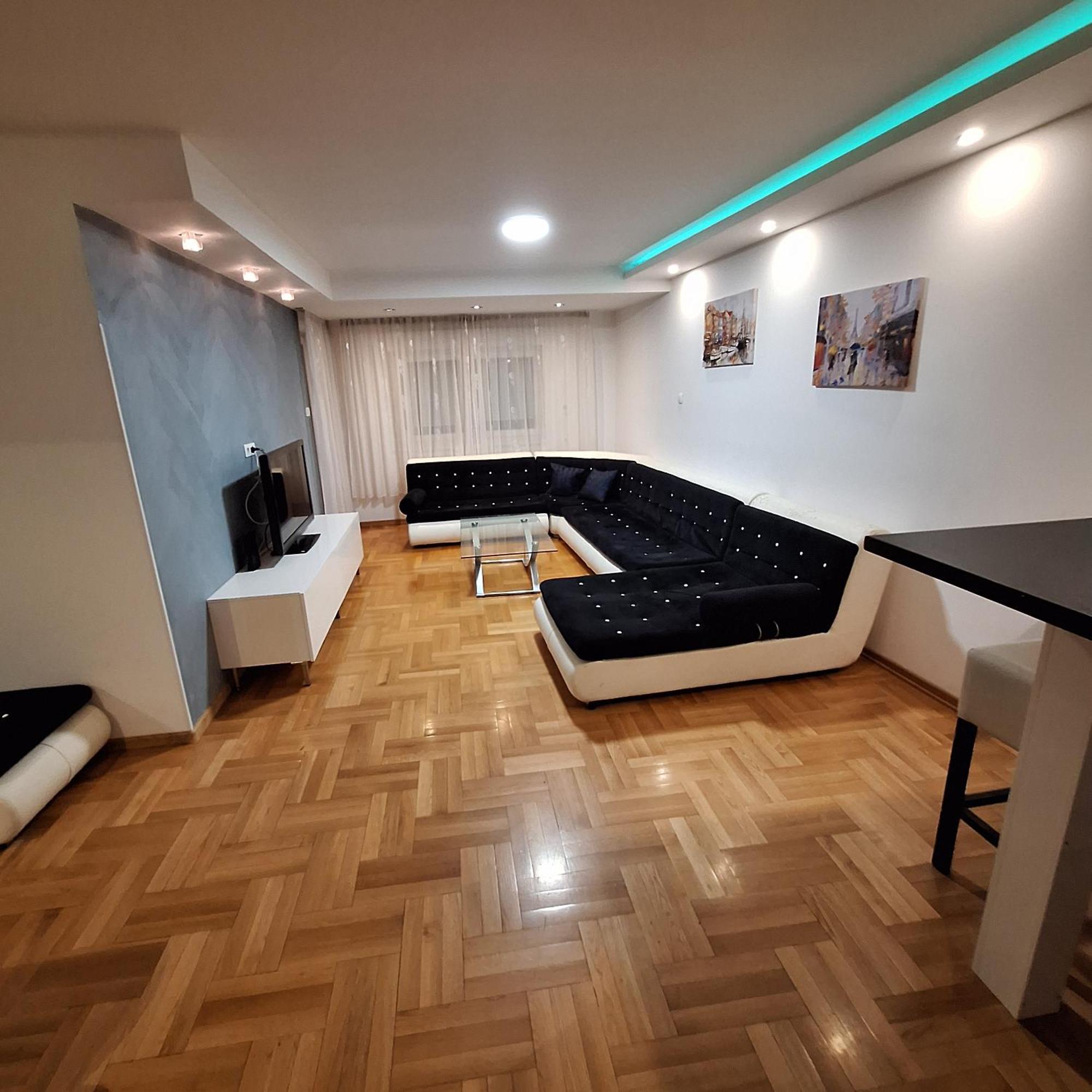 Luks Apartment บันยาลูกา ภายนอก รูปภาพ