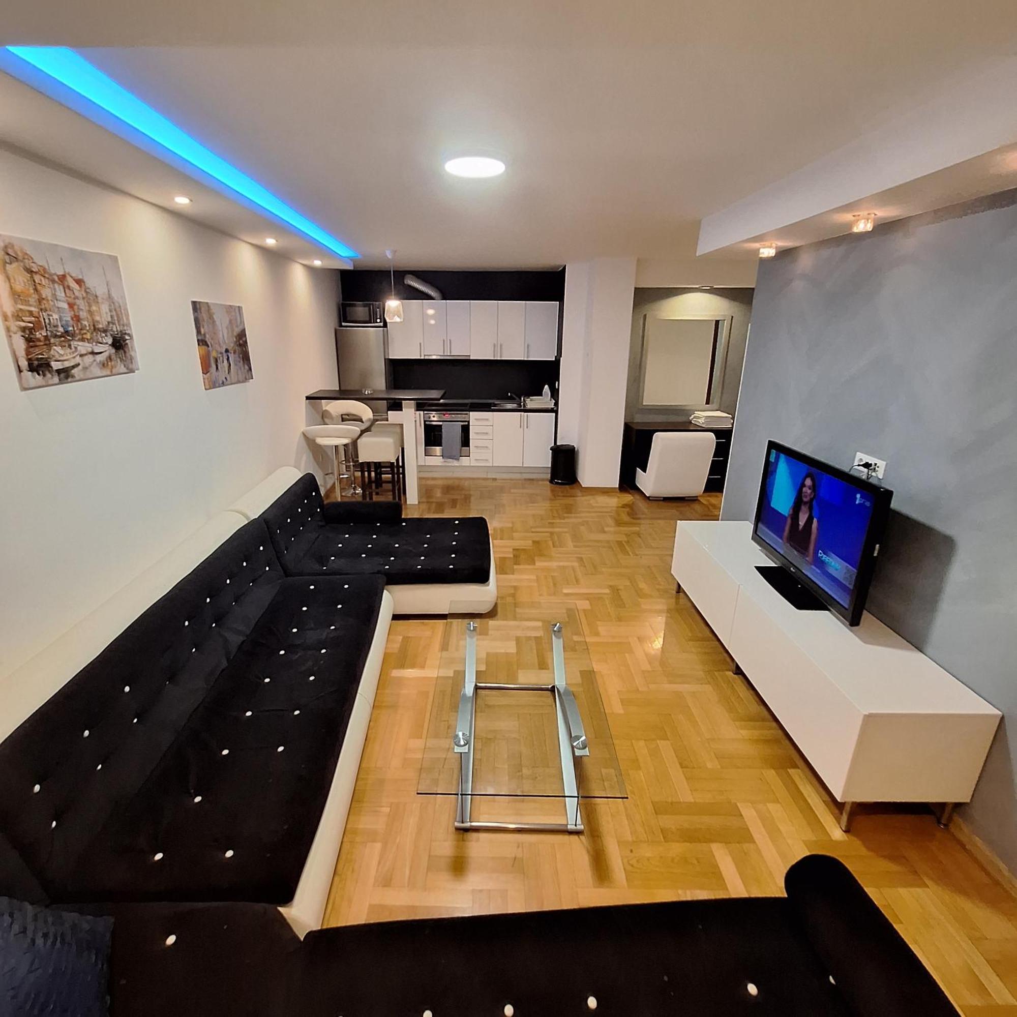 Luks Apartment บันยาลูกา ภายนอก รูปภาพ