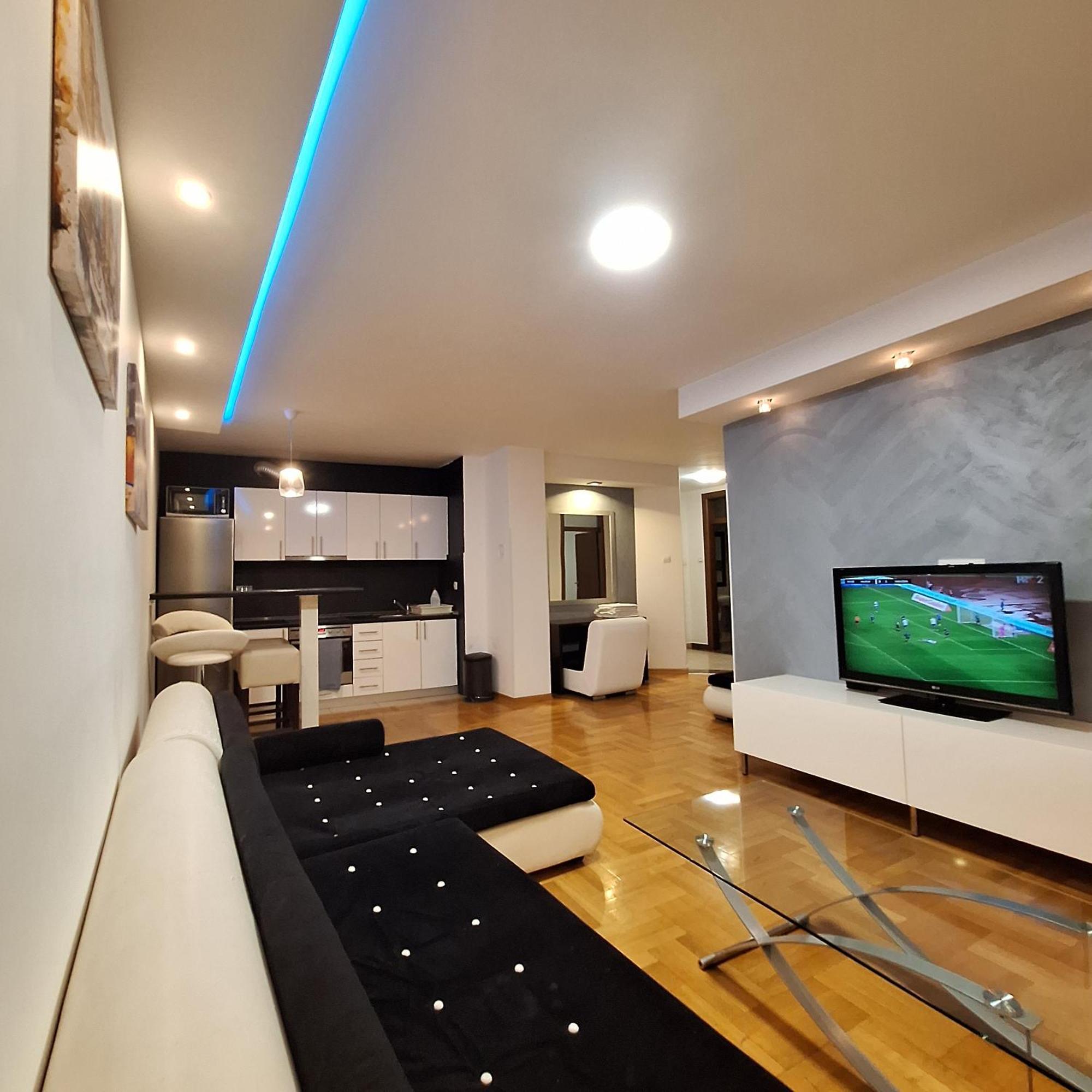 Luks Apartment บันยาลูกา ภายนอก รูปภาพ